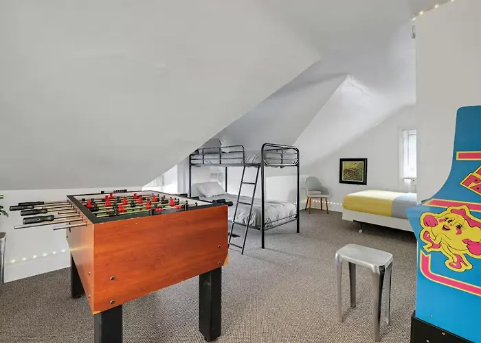 Game Day Getaway - Mt. Washington Holiday home *